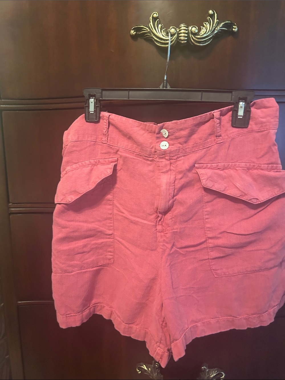 Nicole Miller Coral-Pink Cargo Shorts